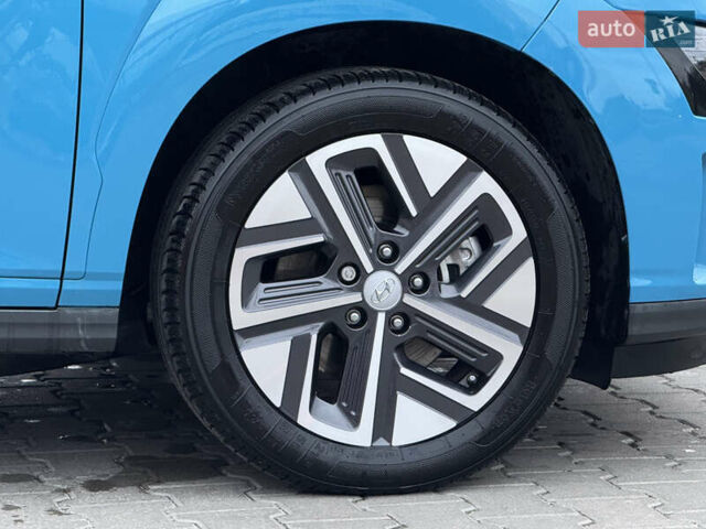 Синій Хендай Kona, об'ємом двигуна 0 л та пробігом 16 тис. км за 16999 $, фото 10 на Automoto.ua