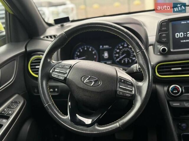 Зеленый Хендай Kona, объемом двигателя 1.59 л и пробегом 76 тыс. км за 15800 $, фото 12 на Automoto.ua