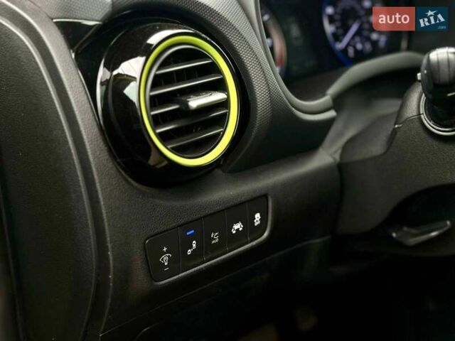 Зеленый Хендай Kona, объемом двигателя 1.59 л и пробегом 76 тыс. км за 15800 $, фото 8 на Automoto.ua