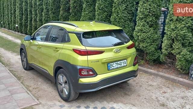 Зеленый Хендай Kona, объемом двигателя 0 л и пробегом 86 тыс. км за 19000 $, фото 9 на Automoto.ua