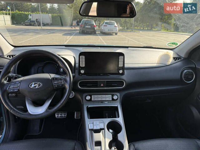 Зелений Хендай Kona, об'ємом двигуна 0 л та пробігом 150 тис. км за 16600 $, фото 11 на Automoto.ua