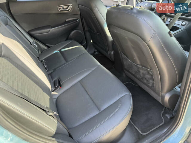 Зелений Хендай Kona, об'ємом двигуна 0 л та пробігом 150 тис. км за 16600 $, фото 13 на Automoto.ua