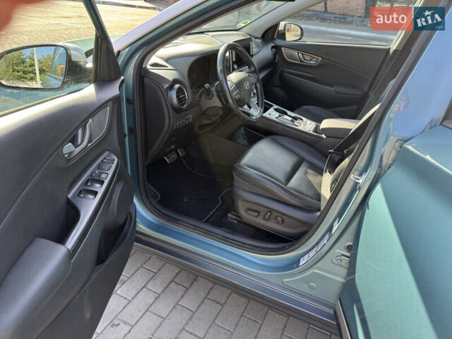Зелений Хендай Kona, об'ємом двигуна 0 л та пробігом 150 тис. км за 16600 $, фото 10 на Automoto.ua