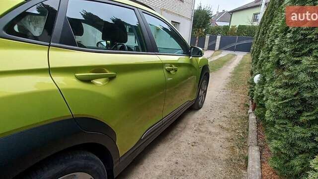 Зеленый Хендай Kona, объемом двигателя 0 л и пробегом 86 тыс. км за 19000 $, фото 6 на Automoto.ua