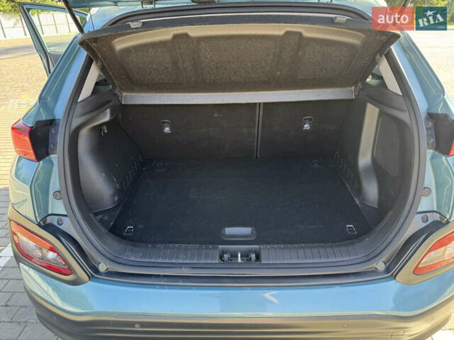 Зелений Хендай Kona, об'ємом двигуна 0 л та пробігом 150 тис. км за 16600 $, фото 15 на Automoto.ua