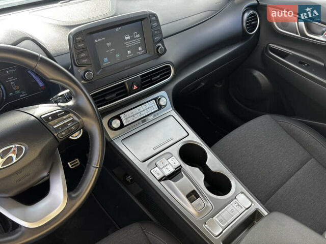 Зелений Хендай Kona, об'ємом двигуна 0 л та пробігом 33 тис. км за 15550 $, фото 35 на Automoto.ua