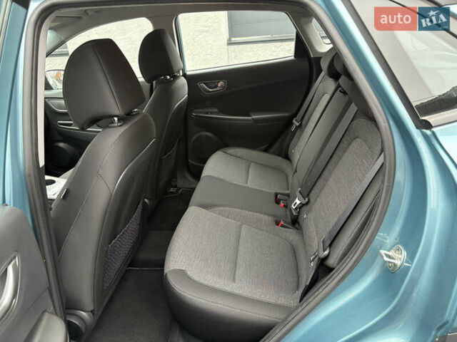 Зелений Хендай Kona, об'ємом двигуна 0 л та пробігом 123 тис. км за 17200 $, фото 19 на Automoto.ua