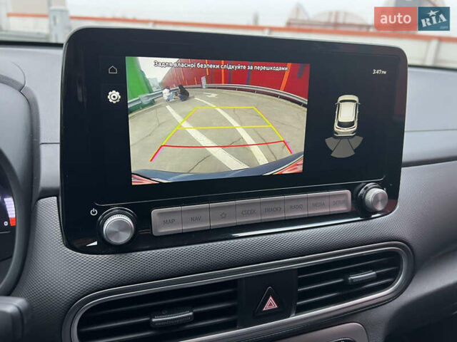 Зелений Хендай Kona, об'ємом двигуна 0 л та пробігом 50 тис. км за 18500 $, фото 22 на Automoto.ua