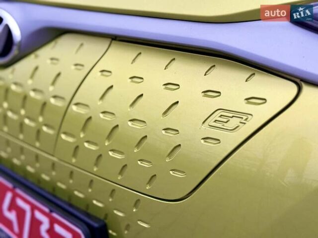 Зеленый Хендай Kona, объемом двигателя 0 л и пробегом 87 тыс. км за 16950 $, фото 25 на Automoto.ua