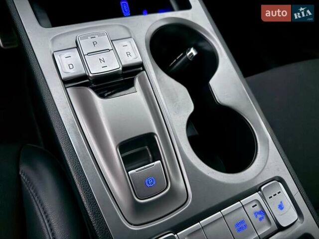 Зеленый Хендай Kona, объемом двигателя 0 л и пробегом 87 тыс. км за 16950 $, фото 55 на Automoto.ua