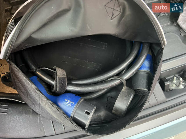 Зелений Хендай Kona, об'ємом двигуна 0 л та пробігом 50 тис. км за 18500 $, фото 17 на Automoto.ua