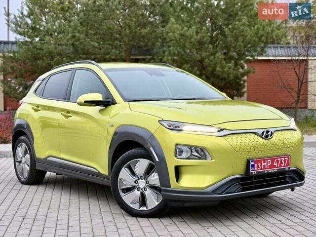 Зеленый Хендай Kona, объемом двигателя 0 л и пробегом 87 тыс. км за 16950 $, фото 2 на Automoto.ua