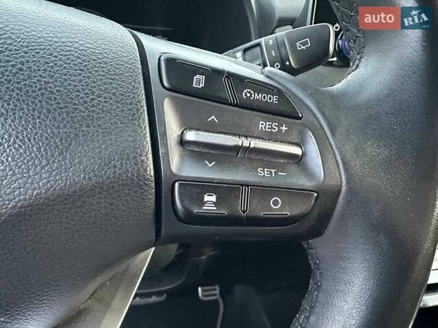 Зеленый Хендай Kona, объемом двигателя 0 л и пробегом 49 тыс. км за 16500 $, фото 26 на Automoto.ua