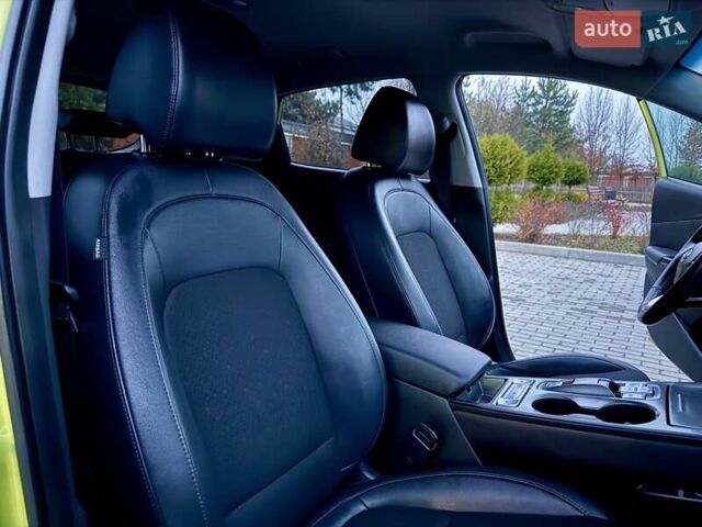 Зеленый Хендай Kona, объемом двигателя 0 л и пробегом 87 тыс. км за 16950 $, фото 68 на Automoto.ua