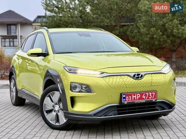 Зеленый Хендай Kona, объемом двигателя 0 л и пробегом 87 тыс. км за 16950 $, фото 3 на Automoto.ua