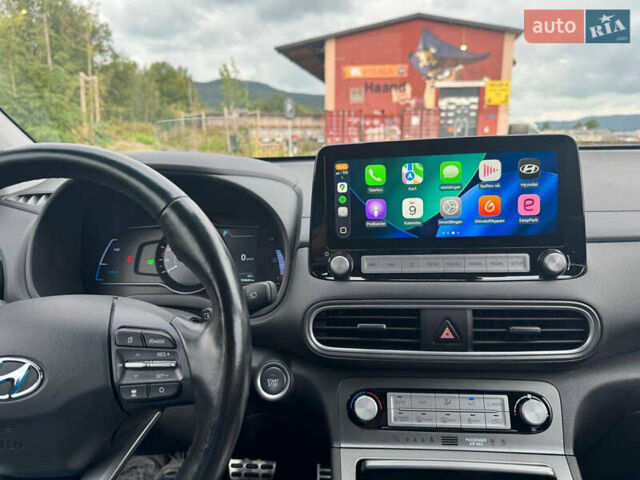 Зеленый Хендай Kona, объемом двигателя 0 л и пробегом 95 тыс. км за 17900 $, фото 9 на Automoto.ua