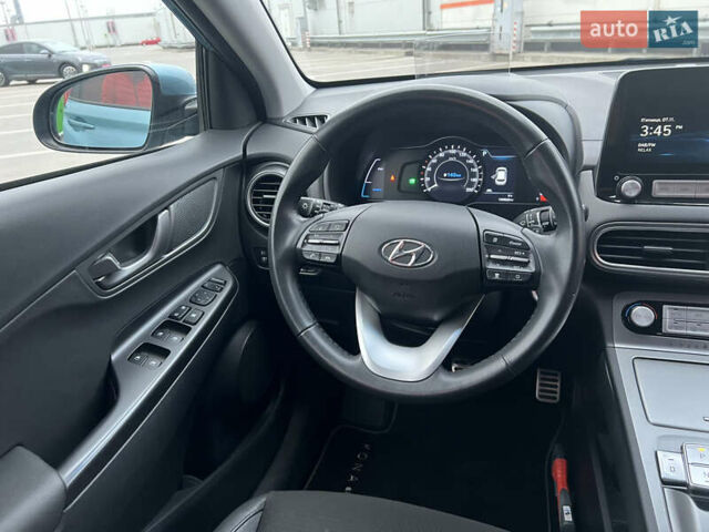 Зелений Хендай Kona, об'ємом двигуна 0 л та пробігом 50 тис. км за 18500 $, фото 35 на Automoto.ua