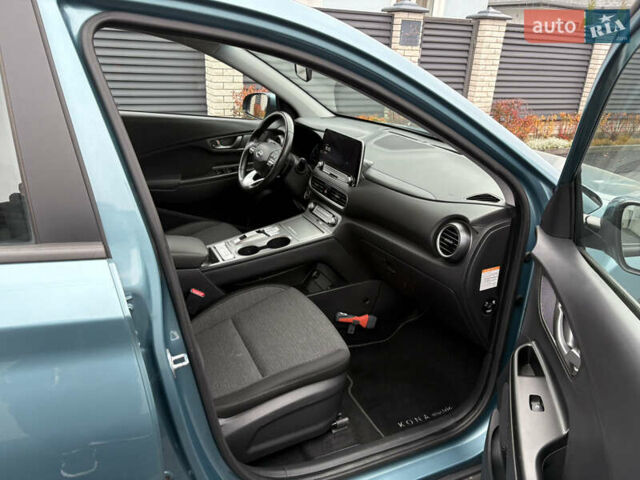 Зелений Хендай Kona, об'ємом двигуна 0 л та пробігом 123 тис. км за 17200 $, фото 23 на Automoto.ua