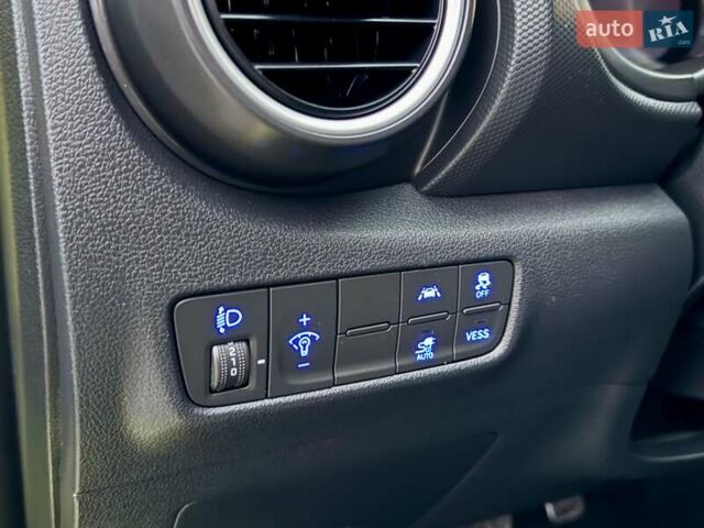 Зеленый Хендай Kona, объемом двигателя 0 л и пробегом 87 тыс. км за 16950 $, фото 48 на Automoto.ua