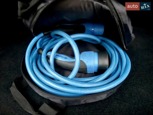 Зеленый Хендай Kona, объемом двигателя 0 л и пробегом 87 тыс. км за 16950 $, фото 87 на Automoto.ua