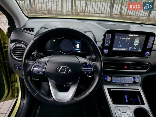Зеленый Хендай Kona, объемом двигателя 0 л и пробегом 87 тыс. км за 16950 $, фото 49 на Automoto.ua