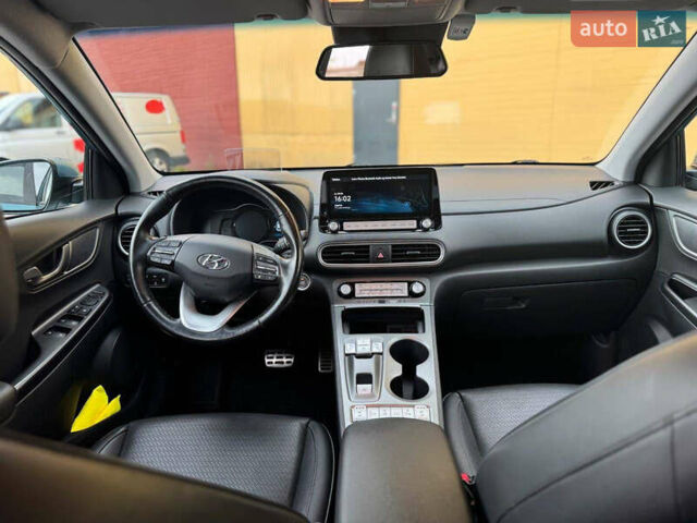 Зеленый Хендай Kona, объемом двигателя 0 л и пробегом 95 тыс. км за 17900 $, фото 4 на Automoto.ua