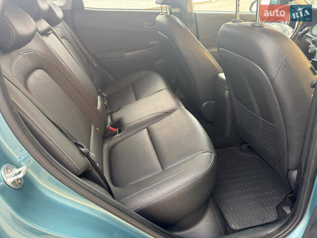 Зеленый Хендай Kona, объемом двигателя 0 л и пробегом 95 тыс. км за 17900 $, фото 7 на Automoto.ua