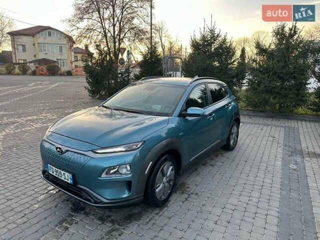 Зеленый Хендай Kona, объемом двигателя 0 л и пробегом 49 тыс. км за 16500 $, фото 3 на Automoto.ua