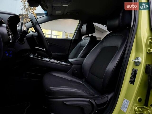 Зеленый Хендай Kona, объемом двигателя 0 л и пробегом 87 тыс. км за 16950 $, фото 42 на Automoto.ua