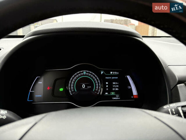 Зелений Хендай Kona, об'ємом двигуна 0 л та пробігом 123 тис. км за 17200 $, фото 36 на Automoto.ua