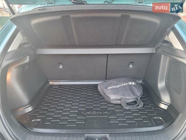 Зеленый Хендай Kona, объемом двигателя 0 л и пробегом 52 тыс. км за 18700 $, фото 19 на Automoto.ua