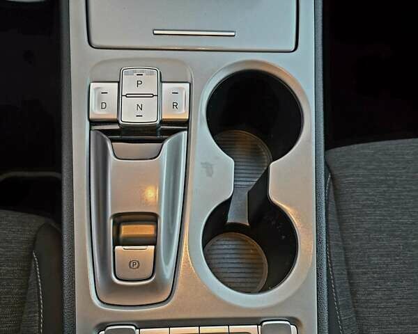 Зеленый Хендай Kona, объемом двигателя 0 л и пробегом 53 тыс. км за 18999 $, фото 18 на Automoto.ua