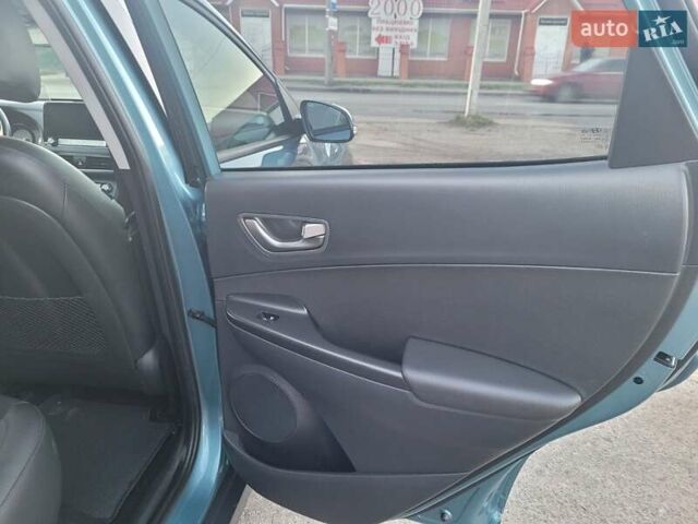 Зеленый Хендай Kona, объемом двигателя 0 л и пробегом 52 тыс. км за 18700 $, фото 21 на Automoto.ua