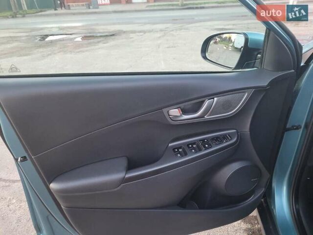 Зеленый Хендай Kona, объемом двигателя 0 л и пробегом 52 тыс. км за 18700 $, фото 15 на Automoto.ua