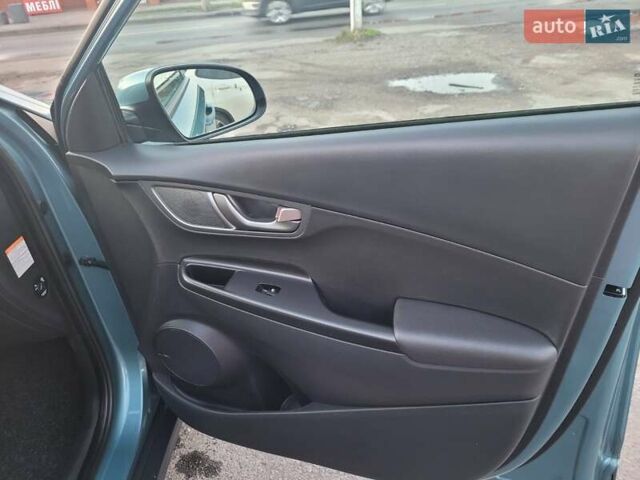 Зеленый Хендай Kona, объемом двигателя 0 л и пробегом 52 тыс. км за 18700 $, фото 23 на Automoto.ua