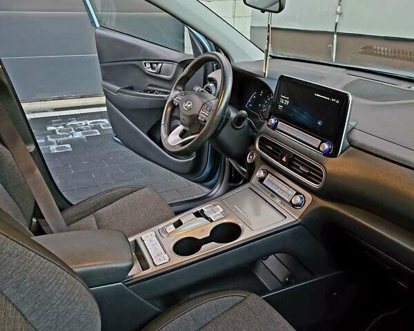 Зеленый Хендай Kona, объемом двигателя 0 л и пробегом 53 тыс. км за 18999 $, фото 41 на Automoto.ua