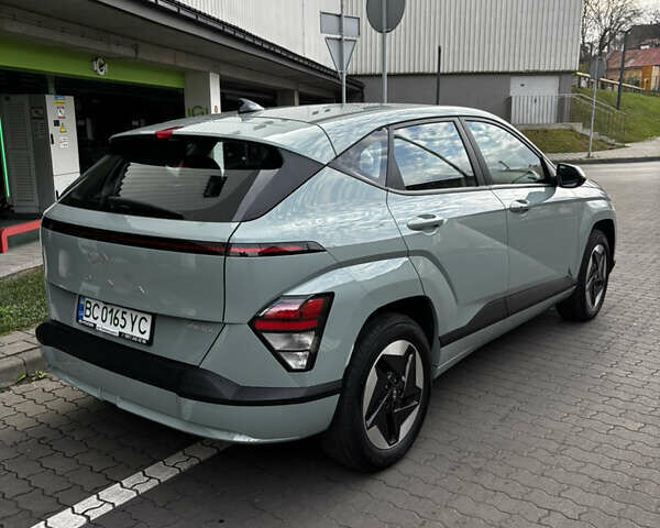 Зеленый Хендай Kona, объемом двигателя 0 л и пробегом 10 тыс. км за 25000 $, фото 6 на Automoto.ua