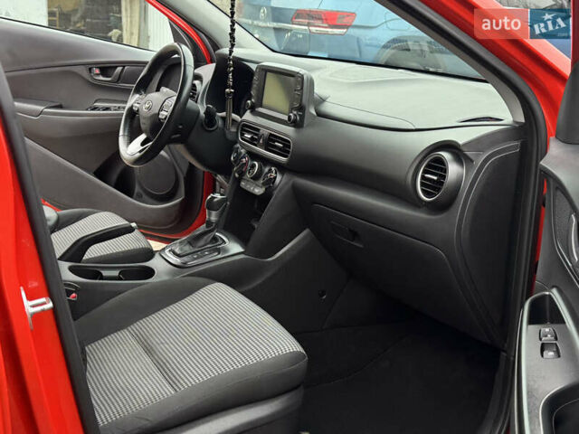 Оранжевый Хендай Kona, объемом двигателя 2 л и пробегом 106 тыс. км за 14600 $, фото 12 на Automoto.ua