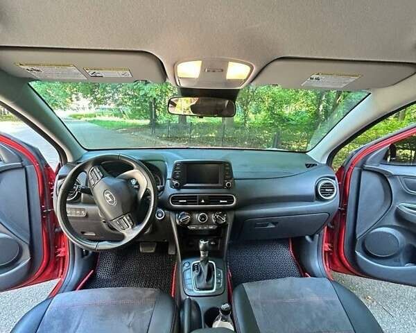 Оранжевый Хендай Kona, объемом двигателя 2 л и пробегом 78 тыс. км за 16000 $, фото 2 на Automoto.ua