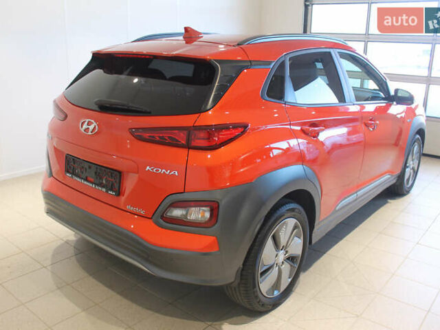 Оранжевый Хендай Kona, объемом двигателя 0 л и пробегом 79 тыс. км за 14700 $, фото 12 на Automoto.ua