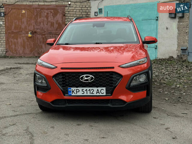 Оранжевый Хендай Kona, объемом двигателя 2 л и пробегом 106 тыс. км за 14600 $, фото 1 на Automoto.ua