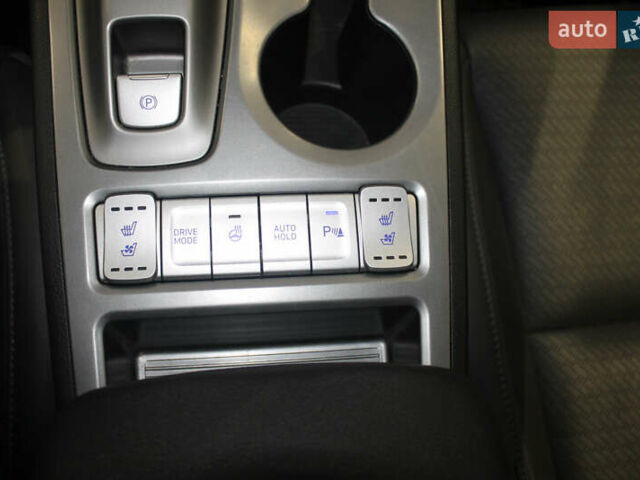 Оранжевый Хендай Kona, объемом двигателя 0 л и пробегом 79 тыс. км за 14700 $, фото 6 на Automoto.ua