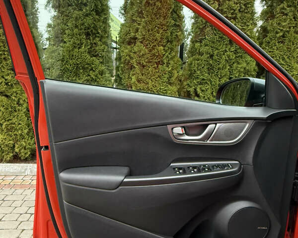 Оранжевый Хендай Kona, объемом двигателя 0 л и пробегом 78 тыс. км за 18950 $, фото 44 на Automoto.ua