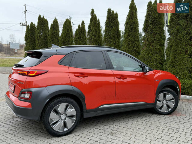 Оранжевый Хендай Kona, объемом двигателя 0 л и пробегом 78 тыс. км за 18950 $, фото 26 на Automoto.ua