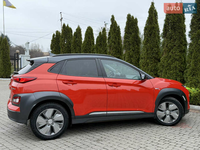 Оранжевый Хендай Kona, объемом двигателя 0 л и пробегом 78 тыс. км за 18950 $, фото 25 на Automoto.ua