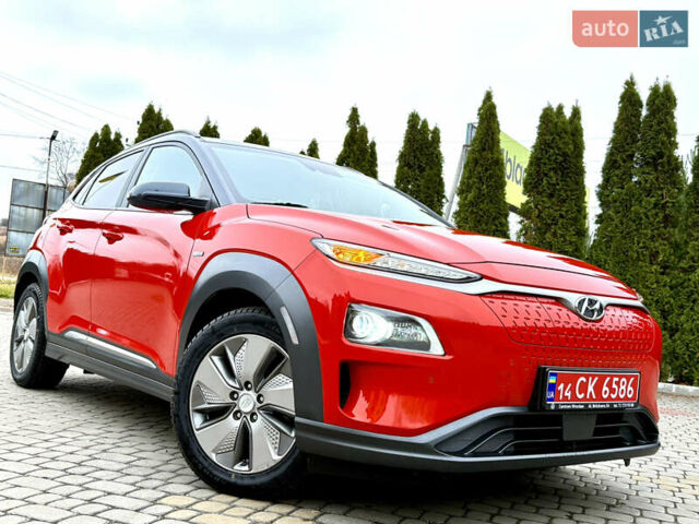 Оранжевый Хендай Kona, объемом двигателя 0 л и пробегом 78 тыс. км за 18950 $, фото 5 на Automoto.ua