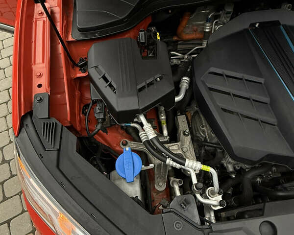 Оранжевый Хендай Kona, объемом двигателя 0 л и пробегом 78 тыс. км за 18950 $, фото 51 на Automoto.ua