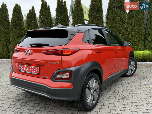 Оранжевый Хендай Kona, объемом двигателя 0 л и пробегом 78 тыс. км за 18950 $, фото 21 на Automoto.ua