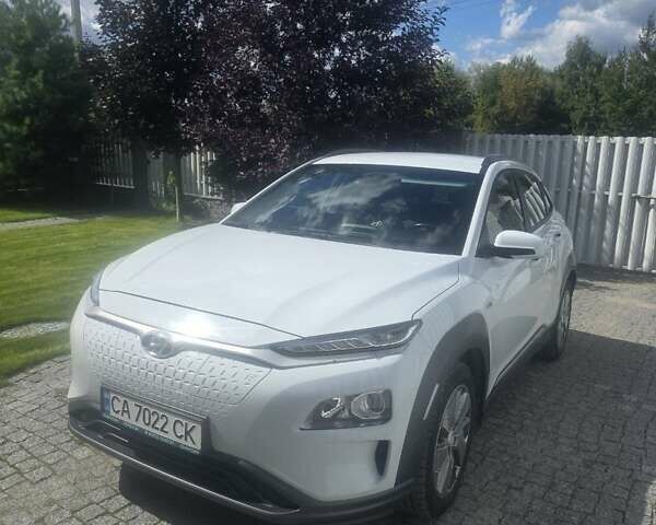 Білий Хендай Kona Electric, об'ємом двигуна 0 л та пробігом 90 тис. км за 15500 $, фото 2 на Automoto.ua