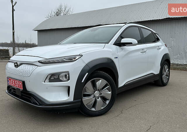 Білий Хендай Kona Electric, об'ємом двигуна 0 л та пробігом 109 тис. км за 17000 $, фото 20 на Automoto.ua